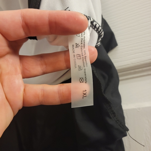 NWOT Shein 2pc. Bathing suit 1XL - Picture 7 of 7